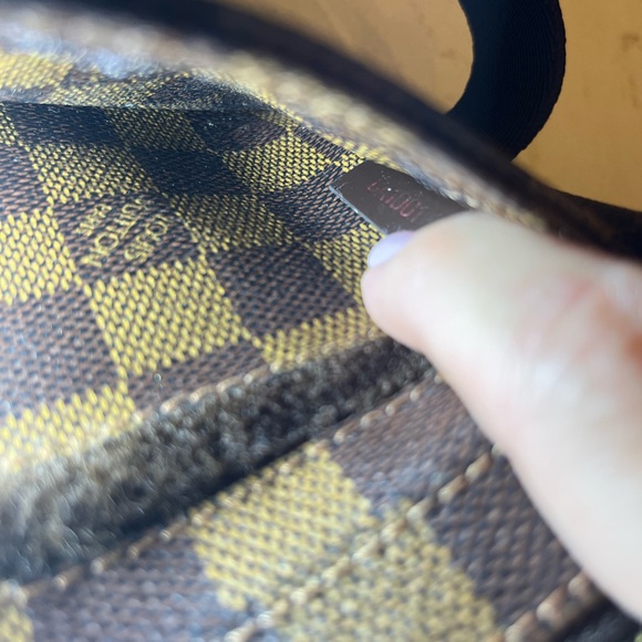 Louis Vuitton Waist Bag - Picture 4 of 6